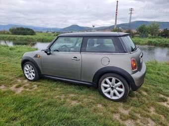 MINI COOPER ONE R56 LIFT