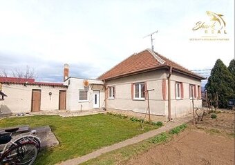 RODINNÝ DOM - HRUŠOVANY