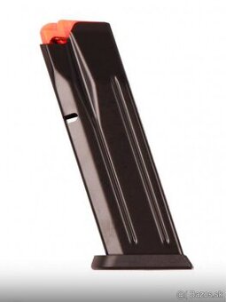 Predám 3x zásobník 15r CZ P07
