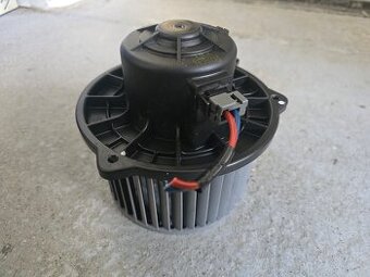 Motorček kúrenia Hyundai i20 F00S330024