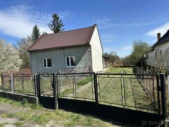 Priestranný rodinný dom s veľkým pozemkom na predaj, Vrbnica