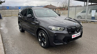 BMW iX3 A/T