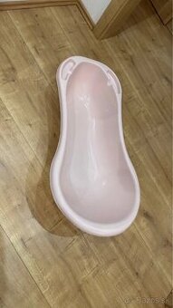 Vanička so stojanom