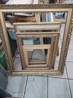 Retro rámy drevené.