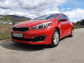 Rezervované-Kia Ceed 1.6 CRDi 100kW, M6, 3d.