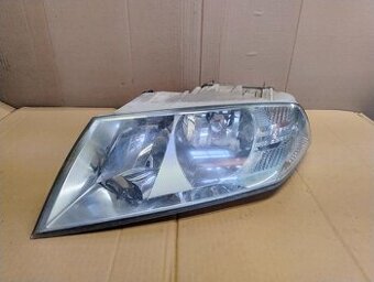 Lave predne halogenove svetla Skoda octavia 2