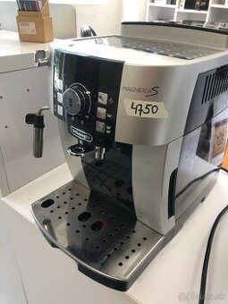 DELONGHI 22.110 Magnifica + ročná záruka