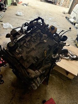 Motor RF7J