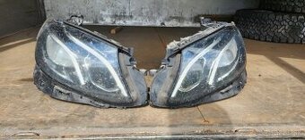 Svetlomety Mercedes benz W213 komplet
