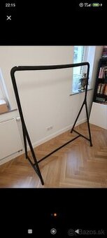 Vešiak IKEA