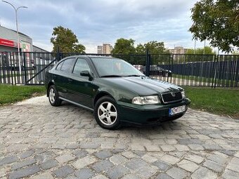 Škoda octavia 1.6 benzín 180tkm veľmi zachovalé