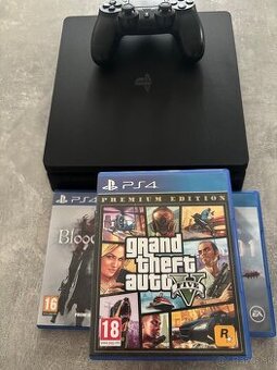 Playstation 4 slim