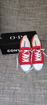 Converse č.40.5