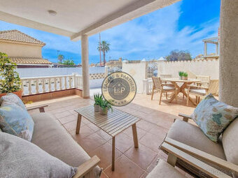 Rodinný dom 3+kk Torrevieja-Los Frutales, Španielsko