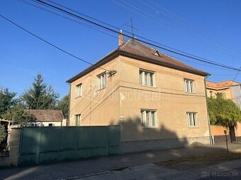 Predaj - rodinný dom - Elegantný 5 izbový dom na náme…