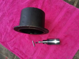 Jicinka priruba na 4takt motor