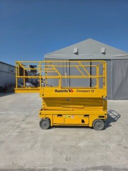 Nožnicová pracovná plošina Haulotte Compact 12 - 1