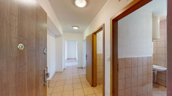 4 BYTY a SKLADOVÉ PRIESTORY / 11% ročne potenciálny výnos