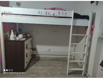 Detská poschodová posteľ