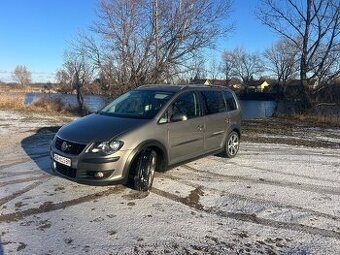 VW Touran Cross 1,9TDi 7m.