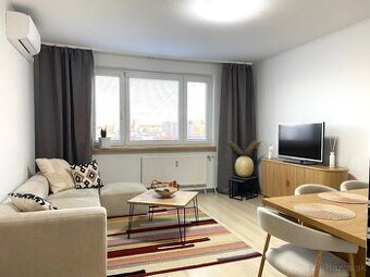 Prenájom moderny  4 izbový byt  s možnosťou garáže  BA II