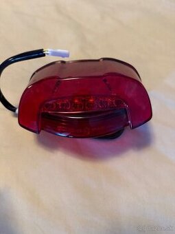 Zadne Svetlo CB65OR - 2023