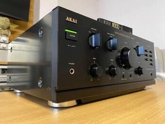 Zosilňovač AKAI AM59
