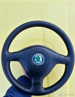 Trojramenný volant Škoda Octavia 1 RS