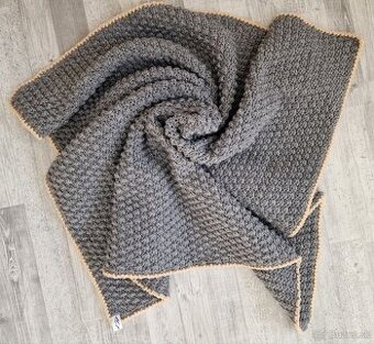 Rozkošná pletená deka pre bábätká