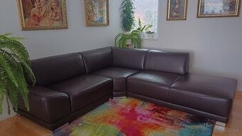 Predám rohovú koženú sedačku.