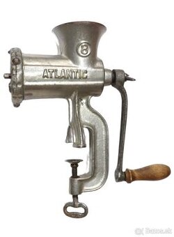 Velký mlýnek na maso