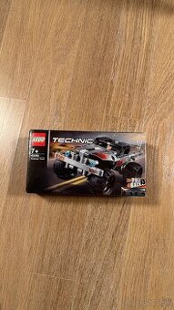 Lego Technic - Pull Back Autíčko Šedé