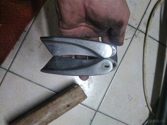 Kľučky Praga, Tatra, Aero , Škoda a ine . Sada č.4