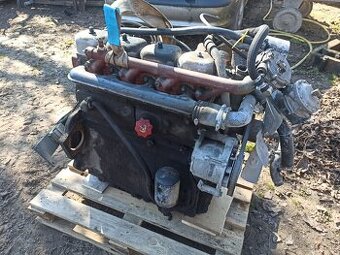 Funkčný motor Zetor desta 7201