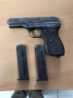 Predám pištoľ vz. 27