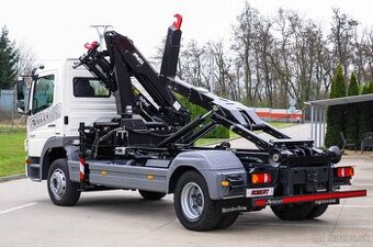 MERCEDES 1529 NOVÝ HÁKOVÝ NOSIČ KONTAJNEROV HYDRAULICKÁ RUKA