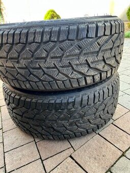 KORMORAN Snow 245/45 R18 100V
