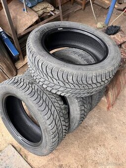 Zimne pneumatiky Debica 205/55/r16