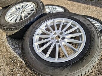 r18" originál Jaguar F Pace 5x108 80% vzorek