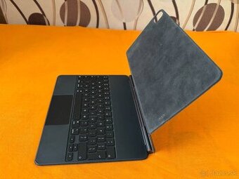 (predané) Apple Magic Keyboard 12,9" A2480