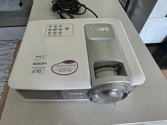 Predam projektor Benq MP515ST novy