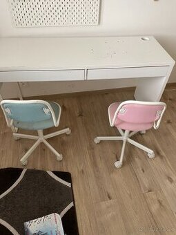 Darujem IKEA detský pracovný stôl so stoličkami