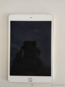 Predám iPad mini 4 (32 GB, Cellular) – nefunkčný nabíjací po