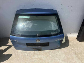 ŠKODA OCTAVIA 3 III KOMBI 13- ZADNÉ KUFROVÉ DVERE - 1