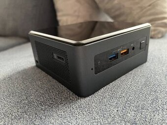 INTEL NUC 8BEH