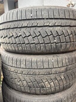 225/45 R17