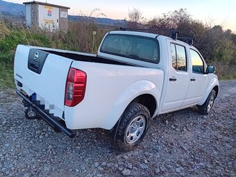 Predám Nissan Navara 4x4 2,5 dci  2013 DPH nová STK140 kw