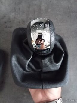 Škoda Octavia 2, 5 rýchl. radiaca páka