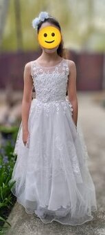 Šaty na svadbu, prvé sväté prijímanie