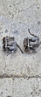 Predám brzdové strmeňe na Toyota corola rv.2013-2019